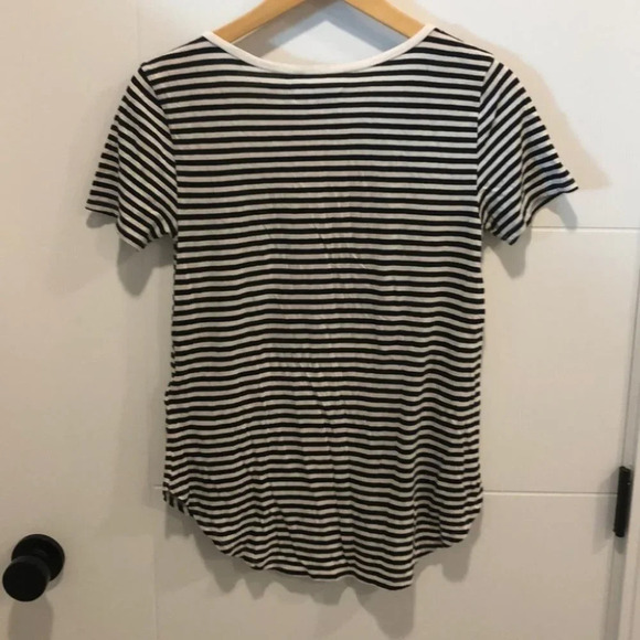 Abercrombie  & Finch Striped basic Tshirt XS - Picture 5 of 6